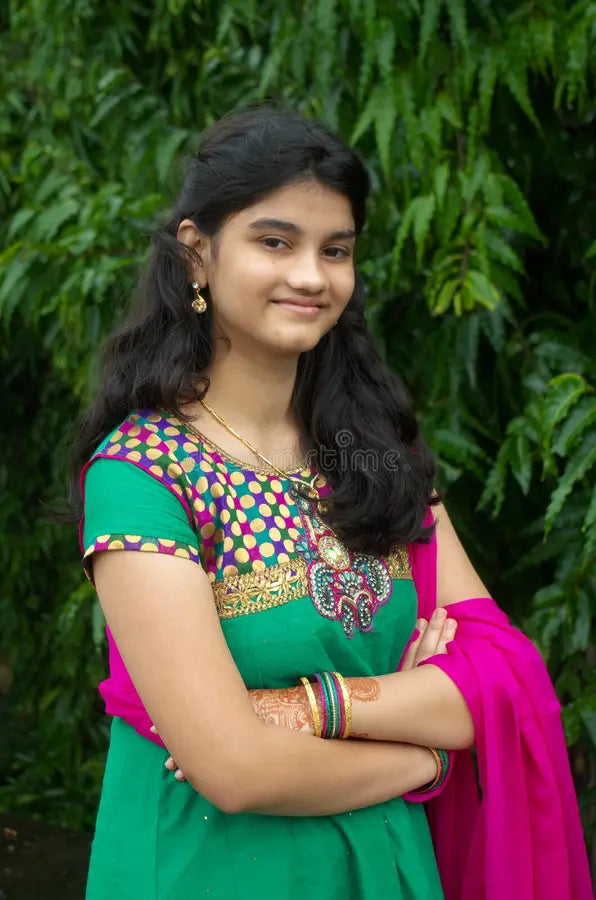 files/simple-indian-girl-sweet-smile-happy-face-44021920.webp